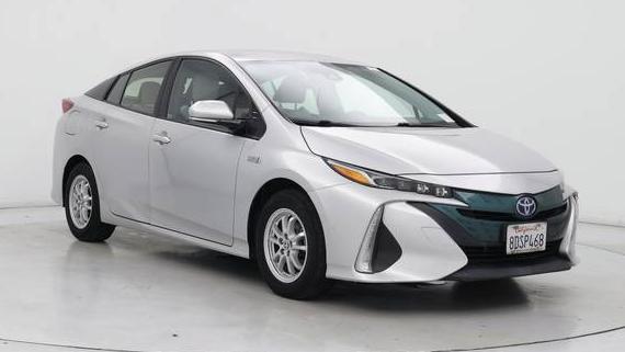 TOYOTA PRIUS PRIME 2017 JTDKARFP9H3044412 image